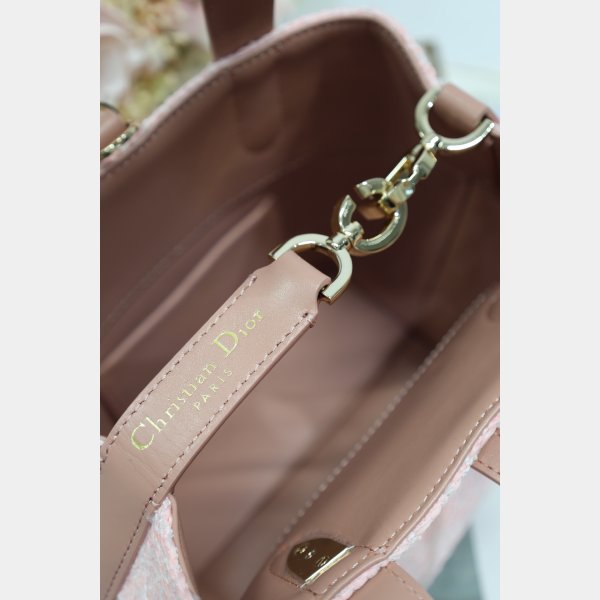 Dior Toujours Vertical Tote Bag Cannage
